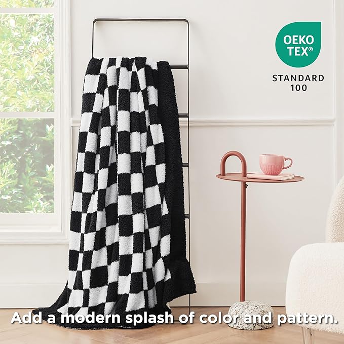 Bedsure GentleSoft Checkered Twin Blanket - Image 5