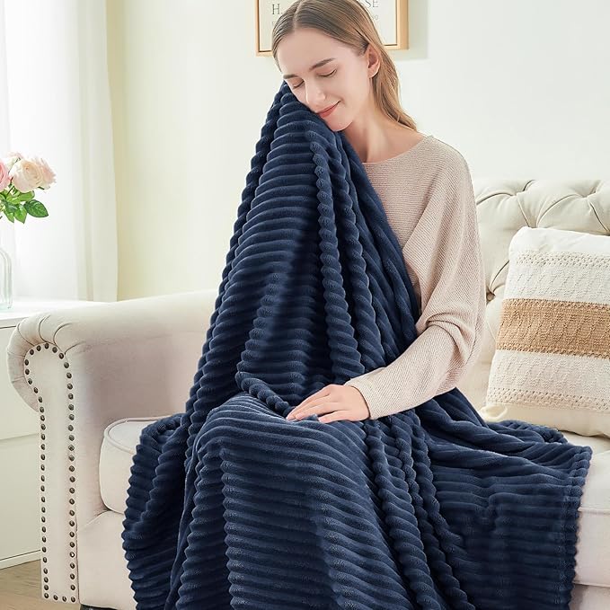 BEDELITE Fleece Blanket Twin Size – 3D Ribbed Jacquard Soft and Warm Decorative - Image 4