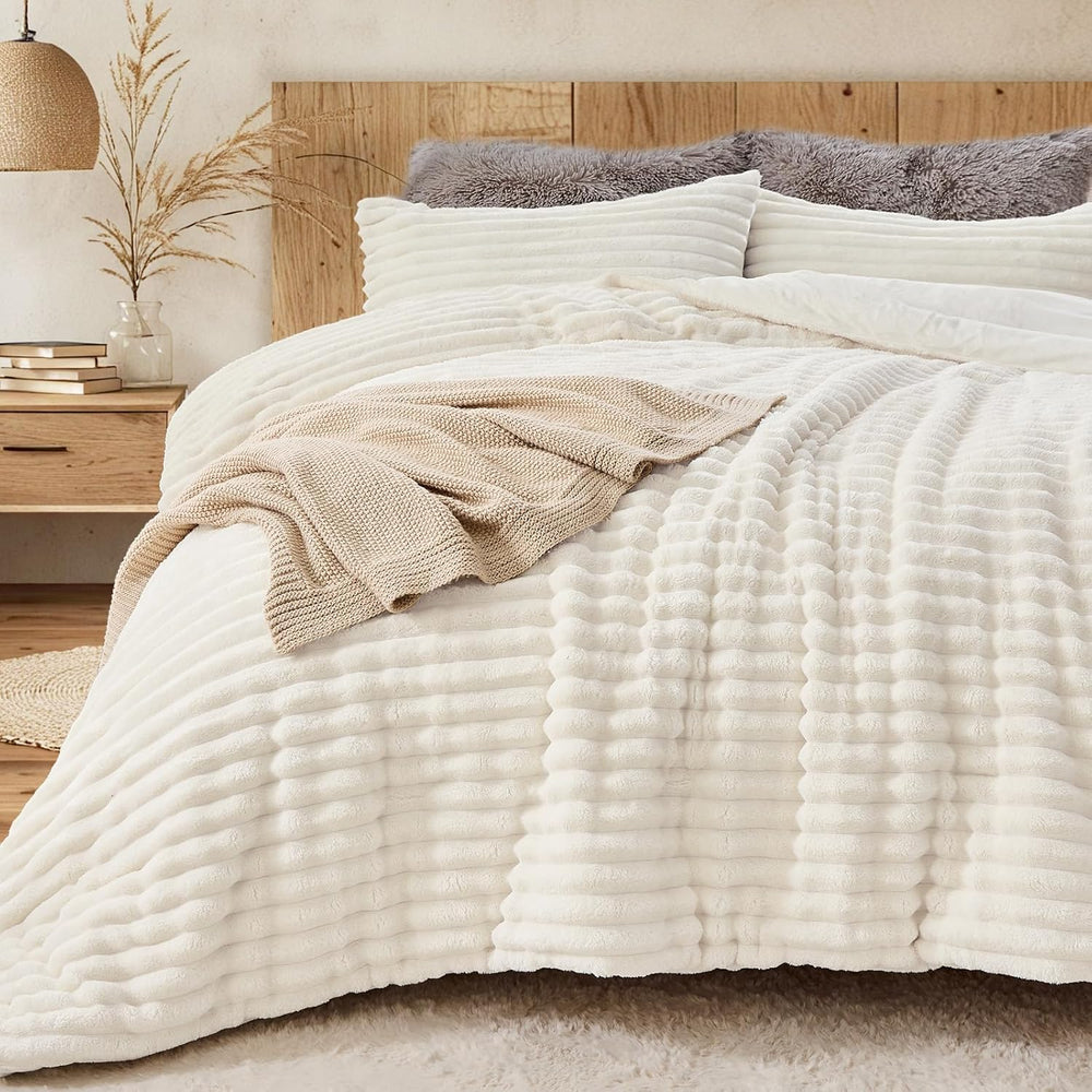 Sasttie Fluffy King Comforter Set, 3 PC Soft Fleece Bedding, Cream White
