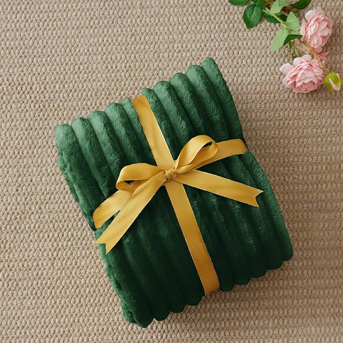 BEDELITE Twin Blanket for Couch & Bed, 300GSM Soft & Warm Fleece Blanket - Image 2