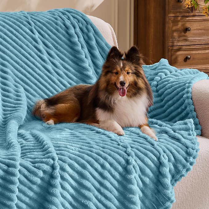 BEDELITE Fleece Blanket Twin Size – 3D Ribbed Jacquard Soft and Warm Decorative - Image 3
