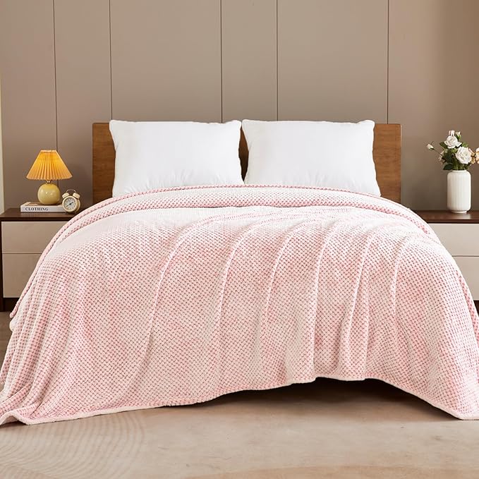 Exclusivo Mezcla Fleece Bed Blanket King Size, Super Soft and Warm Blankets - Image 2