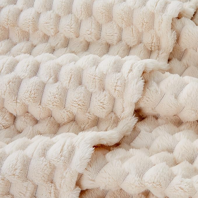 EXQ Home King Size Blanket for Bed or Couch - Image 5