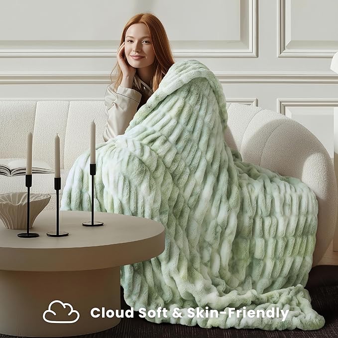 Ultra Soft Cozy Faux Fur Throw Blanket, Fuzzy Plush Thick Bubble Blanket - Image 4