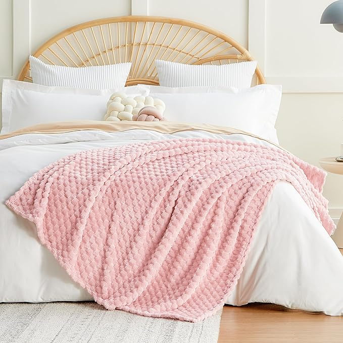 EXQ Home Fleece Throw Blanket for Couch or Bed - Image 2