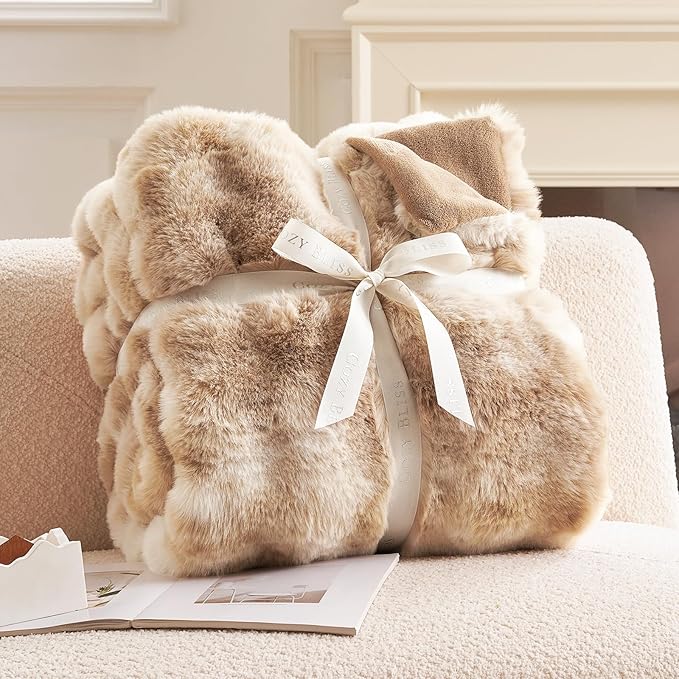 Cozy Bliss Faux Fur Throw Blanket - Image 4
