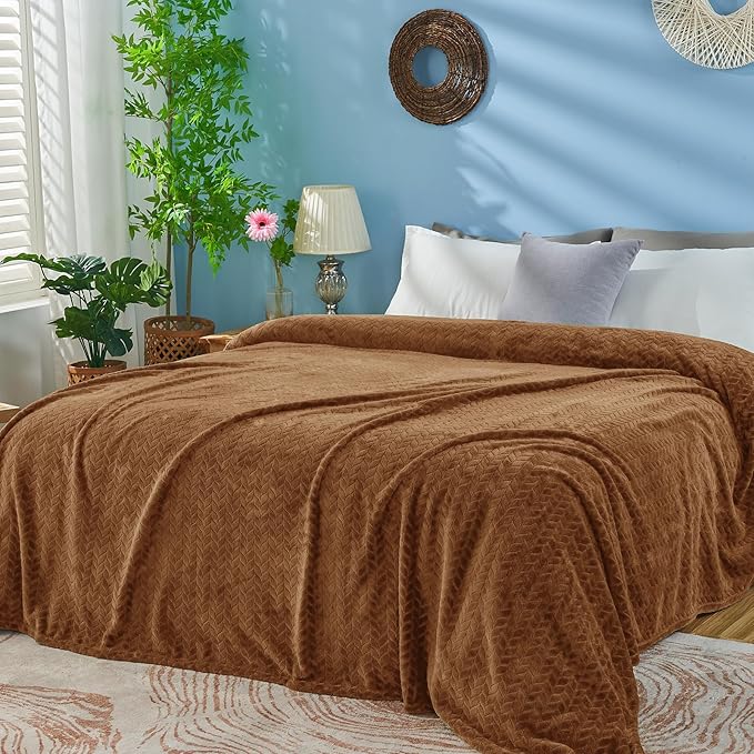 inhand Dark Brown Fleece Queen Blanket - Image 6