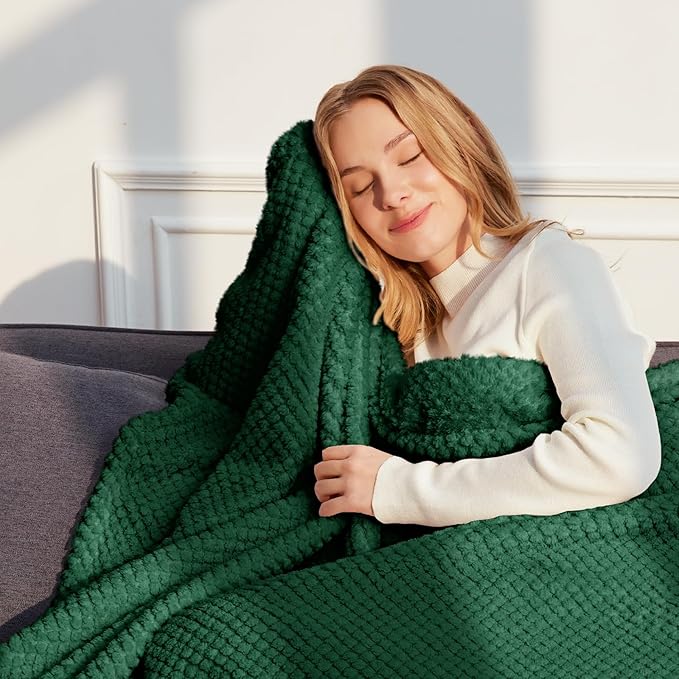 Whale Flotilla Queen Size Fuzzy Fleece Blanket - Image 3