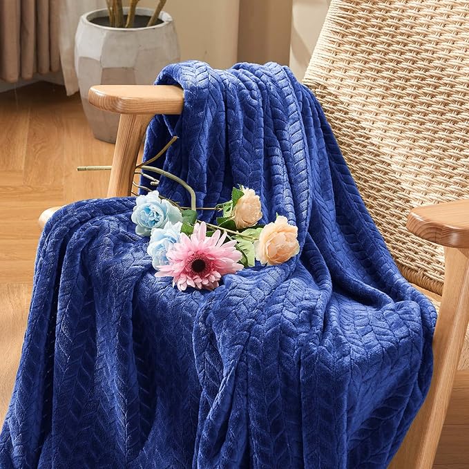 inhand Navy Fleece Queen Blanket - Image 2
