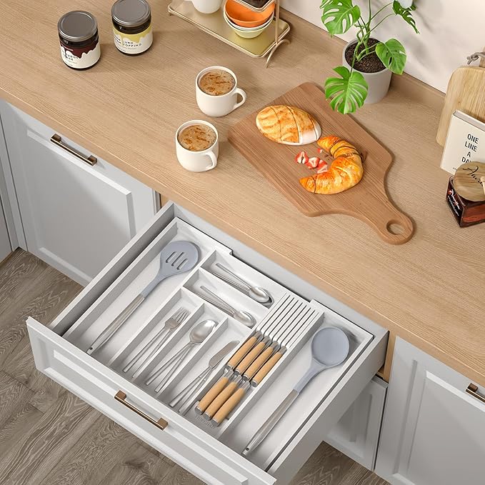 TIOPGHAD Bamboo-Silverware-Drawer-Organizer-Kitchen, Expandable Utensil Holder