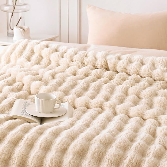 COOVA Faux Fur Throw Blanket for Couch, Cozy Soft and Fuzzy Plush Rabbit Fur - Image 3