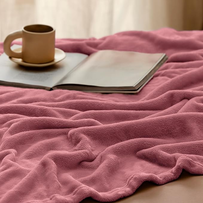 Bedsure GentleSoft Twin XL Fleece Blanket Dorm Bedding - Image 5