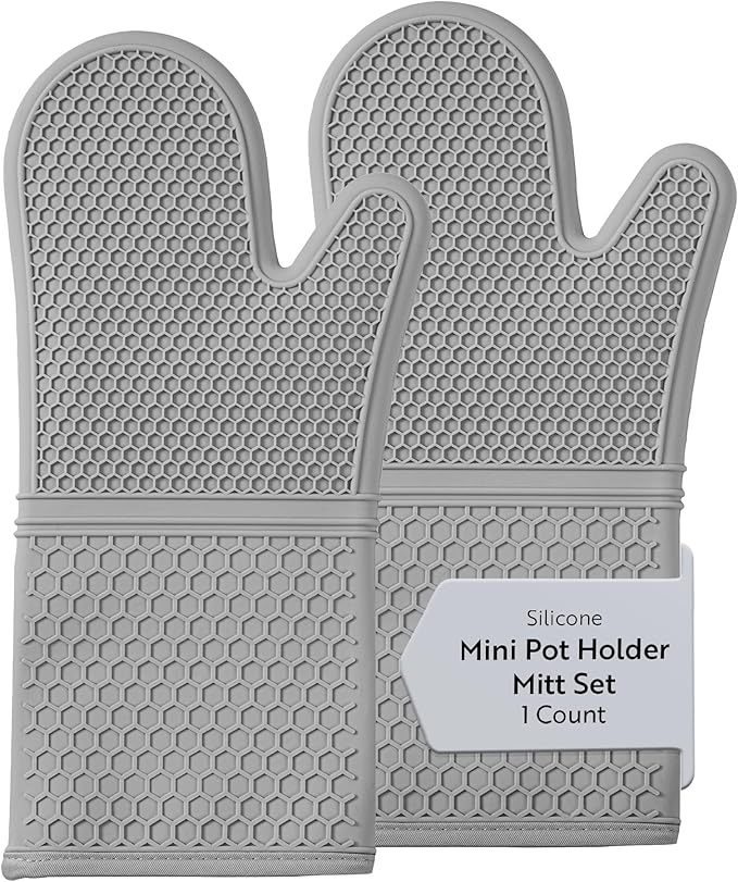 Restaurantware 2-Piece Silicone Oven Mitts Set 1 Case of 13.98 x 7.28 x 1.57 by Restaurantware
