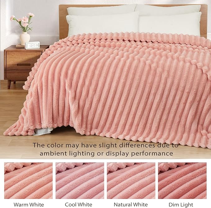 Exclusivo Mezcla Queen Size Flannel Fleece Blanket, Super Soft Striped Jacquard - Image 3