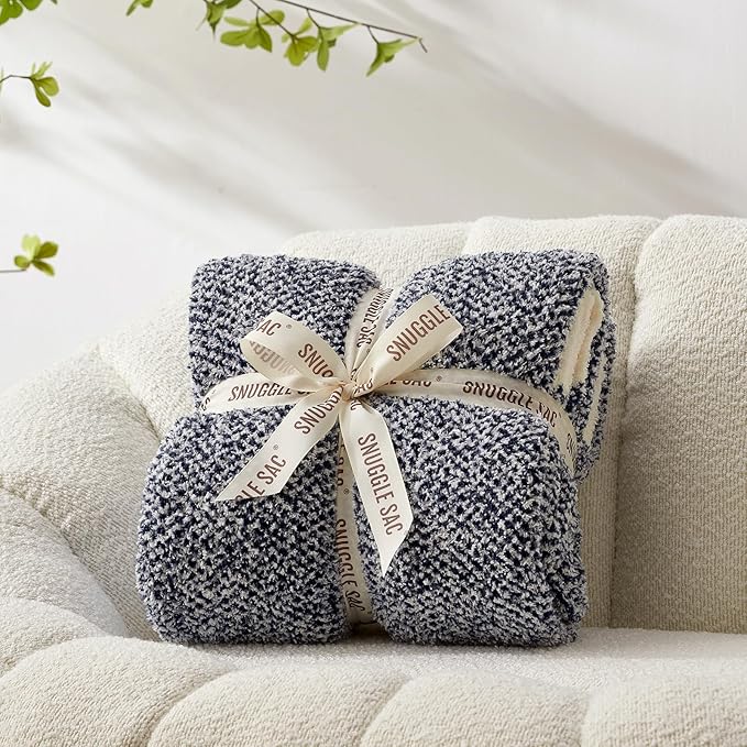 Snuggle Sac Oversized Navy Blanket, Twin XL Size - Image 3