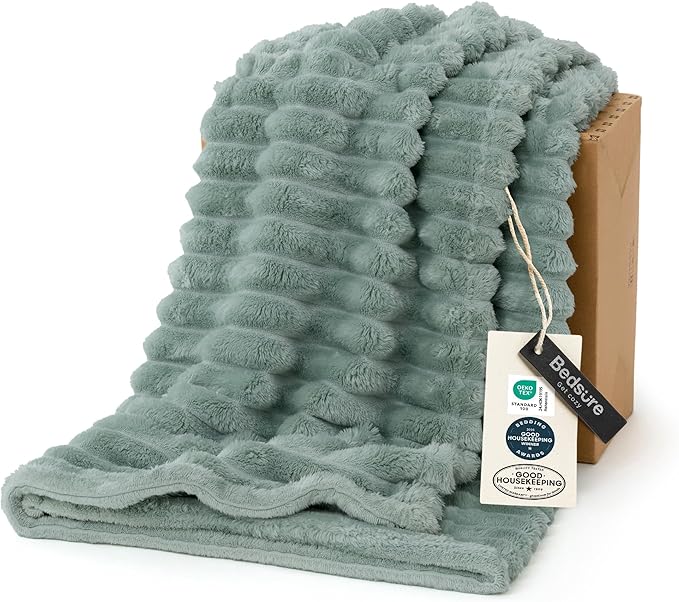 Bedsure GentleSoft Twin XL Blanket by BEDSURE