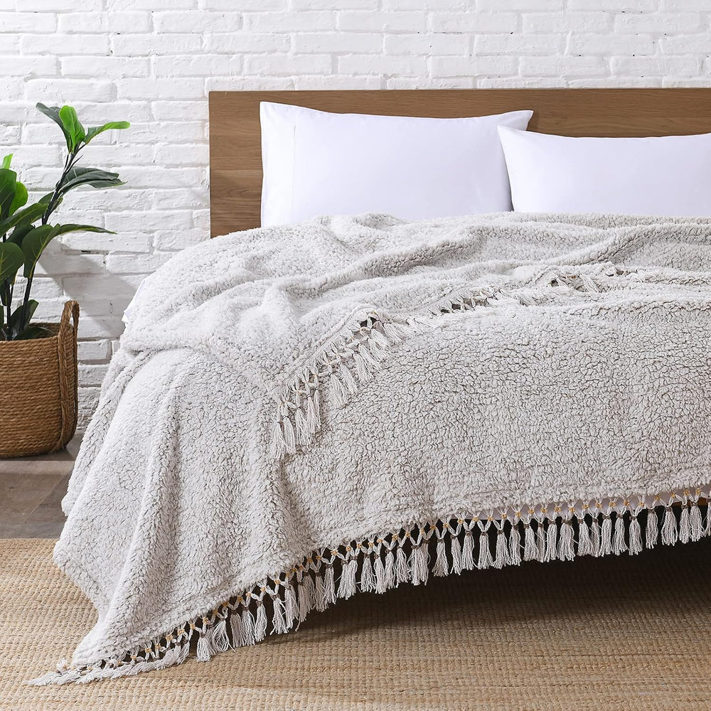 Ultra Soft Fleece Sherpa Blanket Queen Size,Lightweight Cozy Boho Bed Blanket...