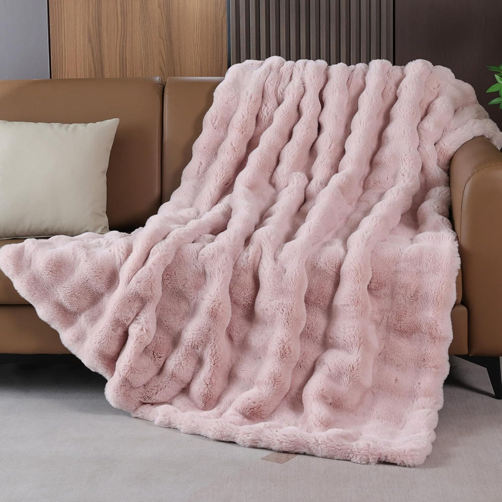 Pink Fluffy Faux Fur Throw Blanket for Bed Couch Living Room Fuzzy Bubble Coz...