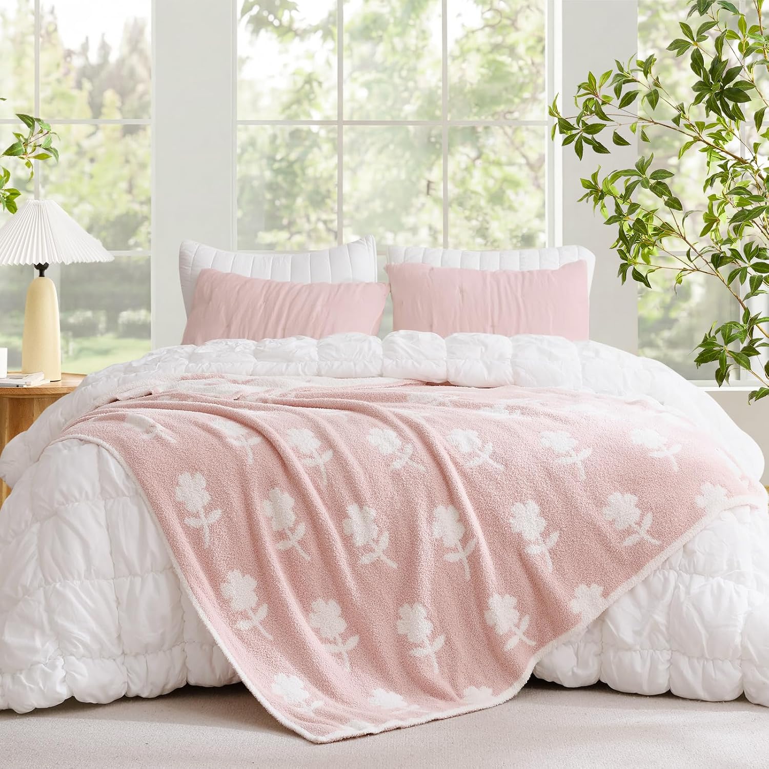 Snuggle Sac Flower Throw Blanket for Couch, Fuzzy Microfiber Warm Winter Daisy Floral Blankets, Sunflower Throws Gifts, Flower Pink, 50x60 inches