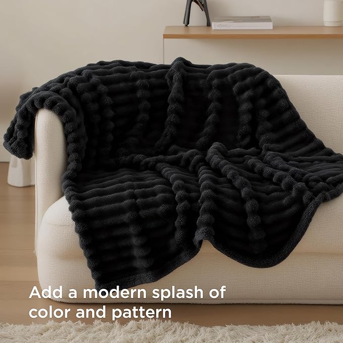 Bedsure GentleSoft Black Throw Blanket - Image 3