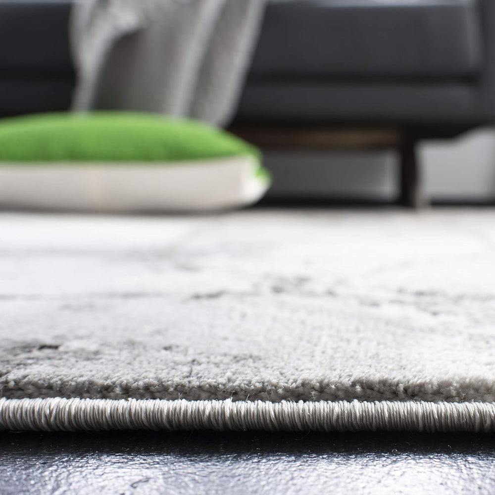 SAFAVIEH Craft Collection Runner Rug - 2'3" x 6', Grey & Sil...