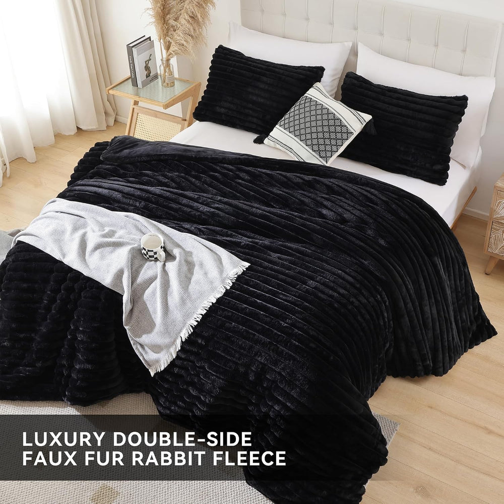 Smoofy Fluffy King Size Comforter 3 PCS - Black Fleece Bedding Set