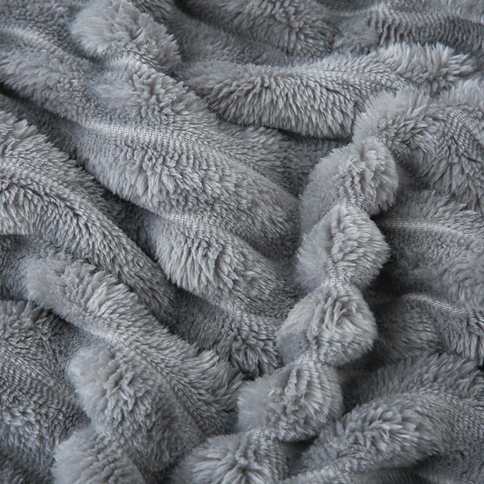 Grey Fleece Throw Blanket 50”×60” - Image 6