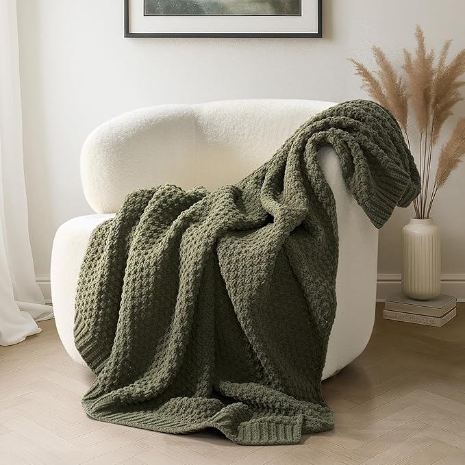 EVERGRACEHOME Chunky Chenille Knit Throw Blanket by EVERGRACEHOME