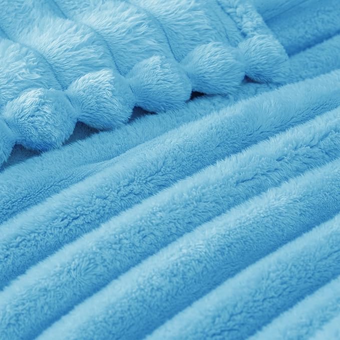 Exclusivo Mezcla Twin Size Flannel Fleece Blanket, Super Soft Striped Jacquard - Image 4