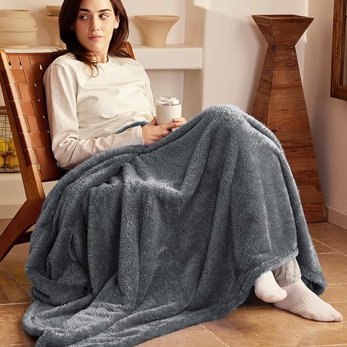 Exclusivo Mezcla Plush Fuzzy Fleece Bed Blanket King Size, Super Soft, Fluffy - Image 2