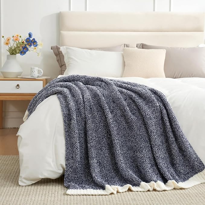 Snuggle Sac Oversized Navy Blanket, Twin XL Size - Image 5