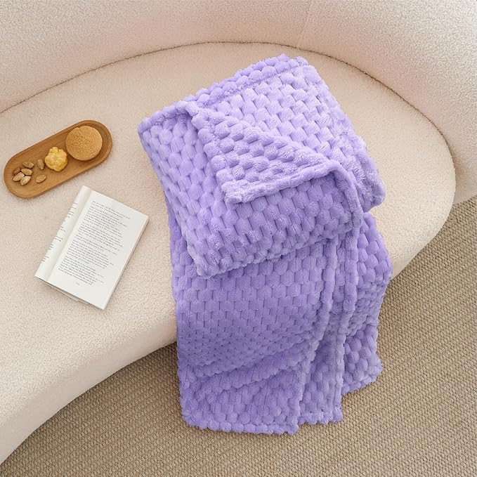 BEDELITE Fleece Twin Blanket for Couch & Bed - Image 8