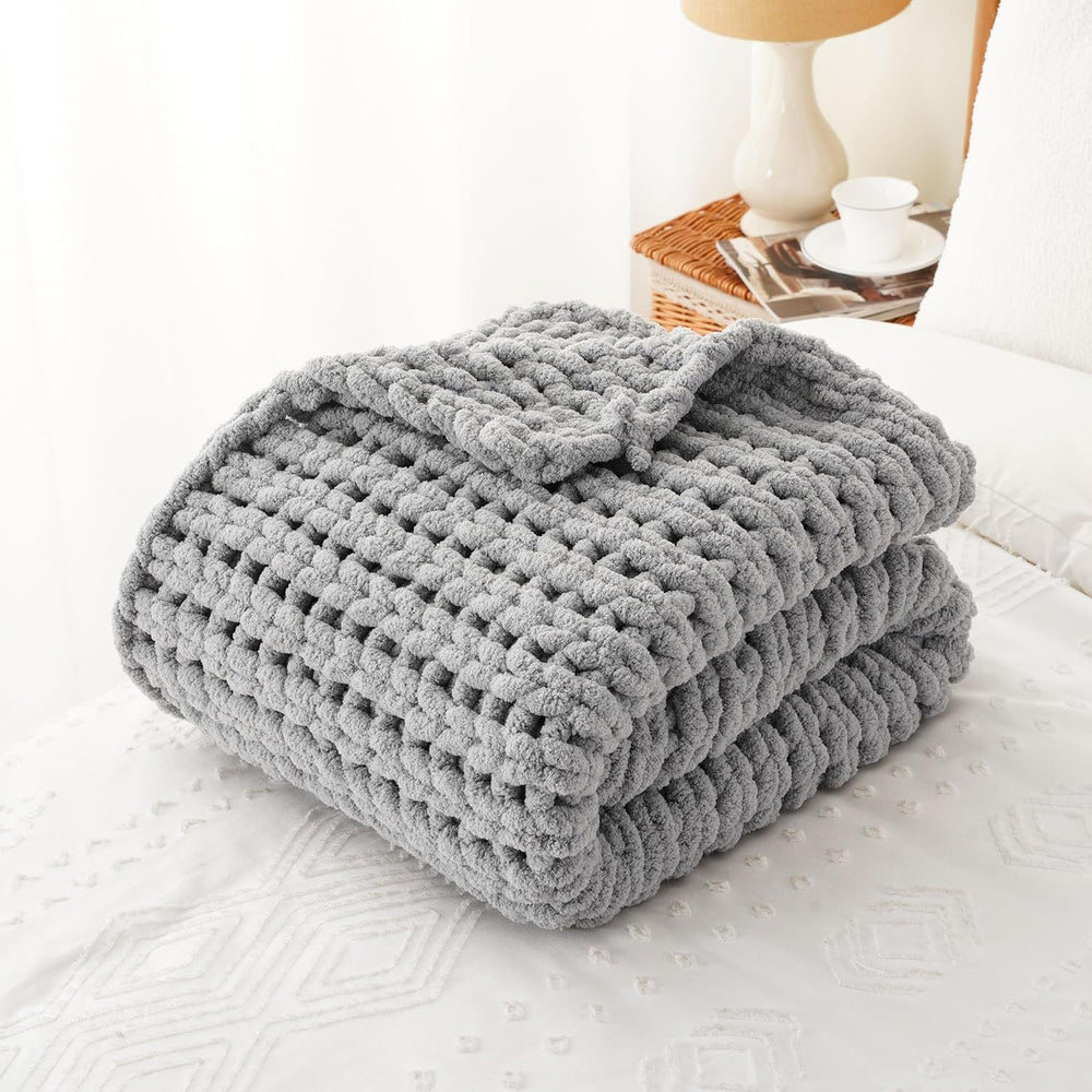 Chunky Knit Throw Blanket for Couch, Light Grey Throw Blanket 50"x60"