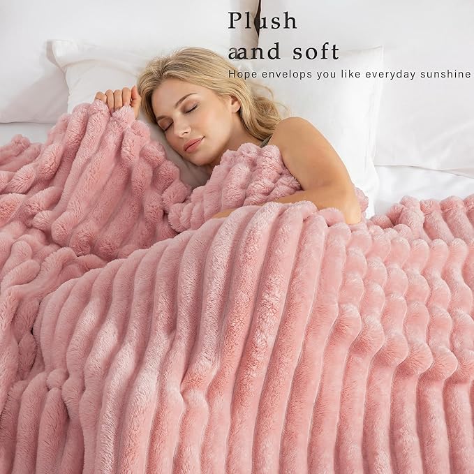 Exclusivo Mezcla Twin Size Flannel Fleece Blanket, Super Soft Striped Jacquard - Image 2