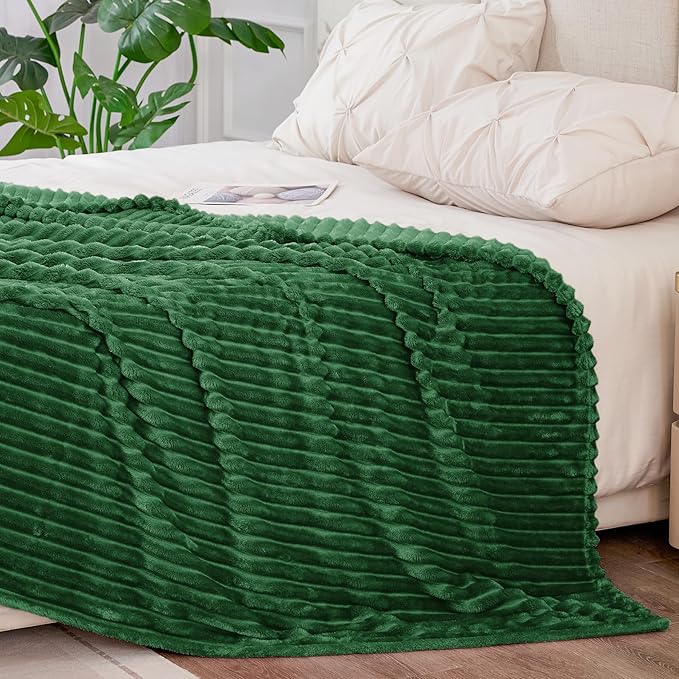 BEDELITE Fleece Blanket King Size – 3D Ribbed Jacquard Soft and Warm Decorative - Image 6