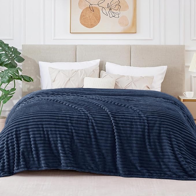BEDELITE Fleece Blanket Queen Size – 3D Ribbed Jacquard Soft and Warm - Image 6