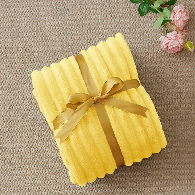 BEDELITE Twin Blanket for Couch & Bed, 300GSM Soft & Warm Fleece Blanket - Image 6