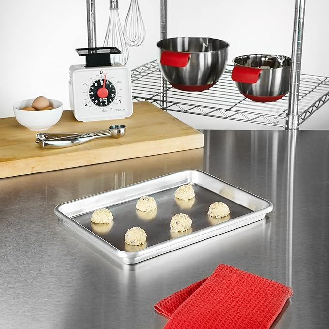 Fat Daddio's Natural Aluminum Quarter Sheet Pan - Image 5