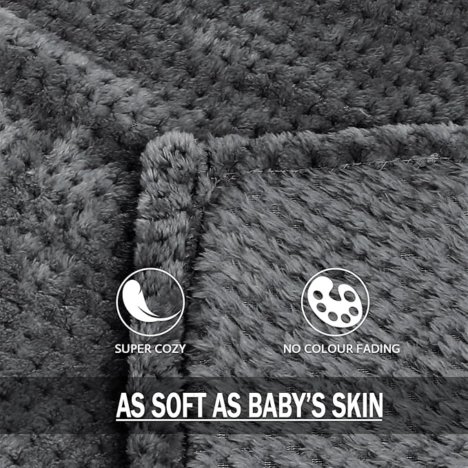 Exclusivo Mezcla Fleece Bed Blanket King Size, Super Soft and Warm Blankets - Image 8