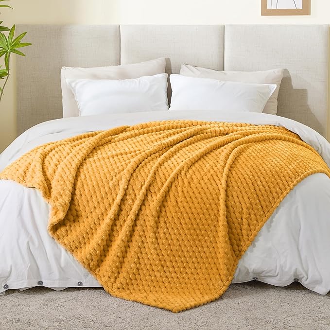 BEDELITE Fleece Blanket Twin Size - Image 3