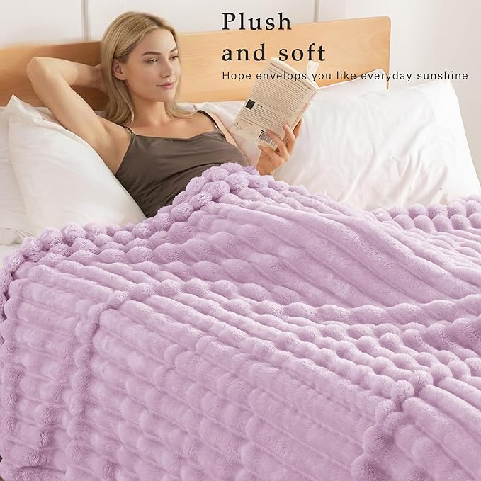 Exclusivo Mezcla Twin Size Flannel Fleece Blanket, Super Soft Striped Jacquard - Image 2