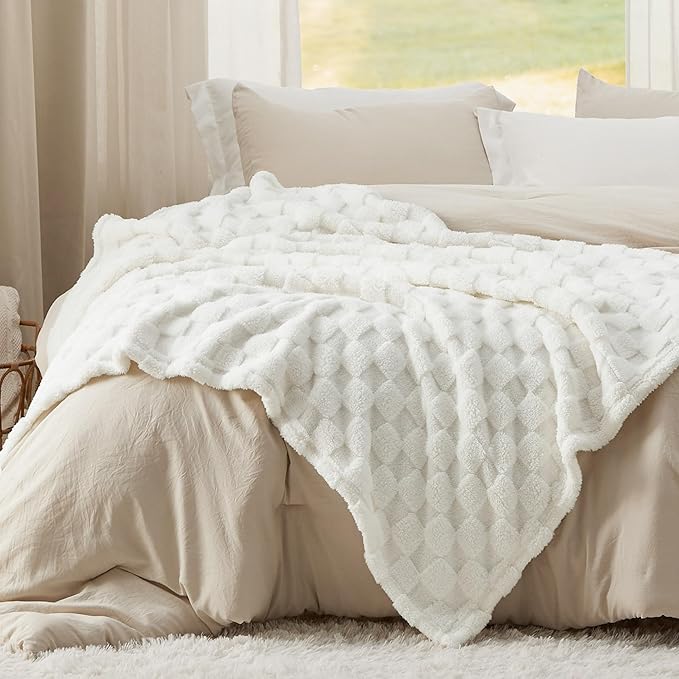 Bedsure GentleSoft Twin Blanket - Image 6