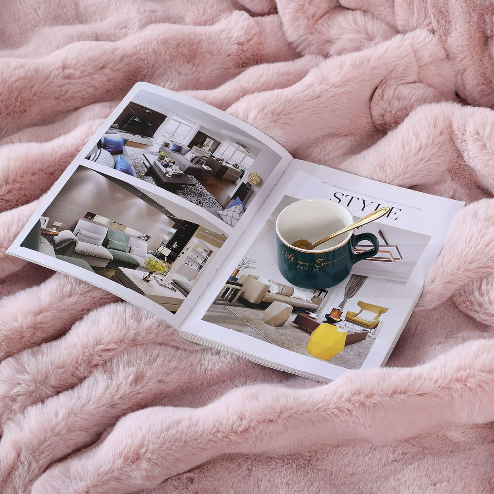 Pink Fluffy Faux Fur Throw Blanket for Bed Couch Living Room Fuzzy Bubble Coz...