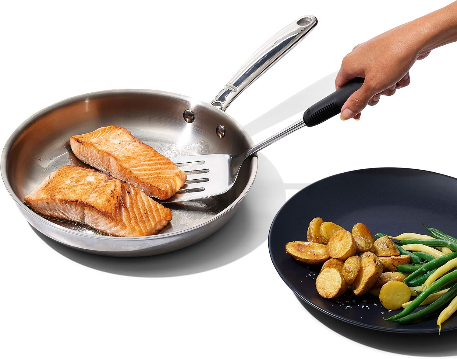 OXO Good Grips Stainless Steel Turner, Cooking Spatula, Heat Resistant | Flexible Head For Fish, Stainless Steel Spatula, Comfortable Grip, Kitchen Turner For Grilling