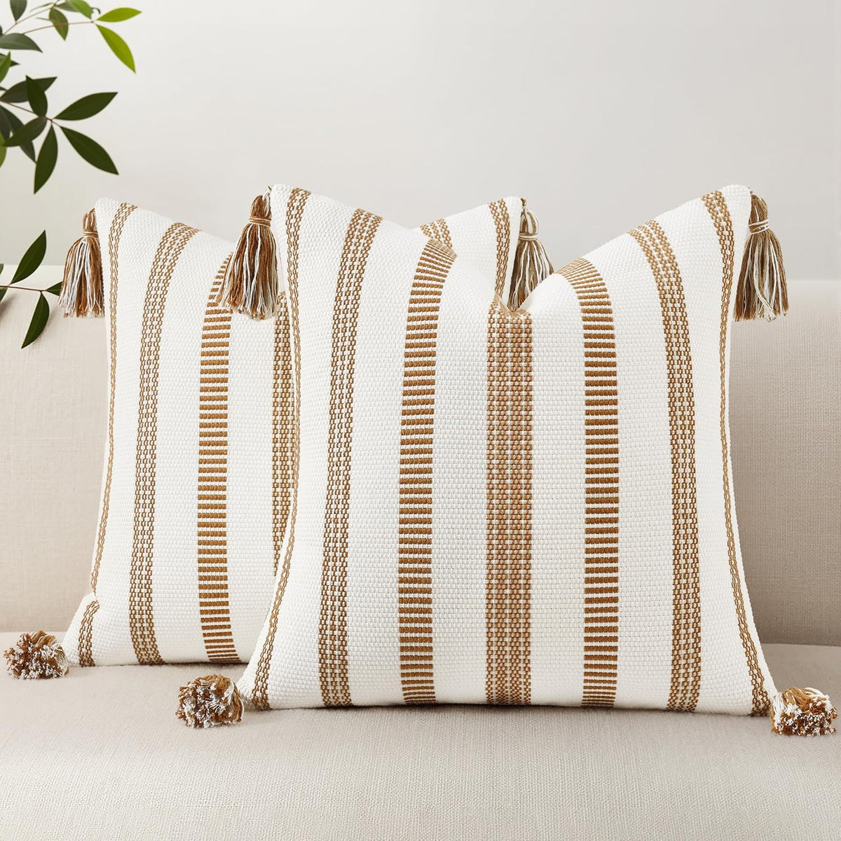 smile bee outdoor striped pillow covers 18x18 set, main product view