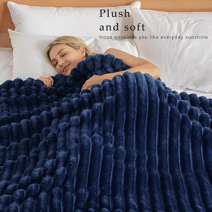 Exclusivo Mezcla King Size Flannel Fleece Blanket, Super Soft Striped Jacquard - Image 2