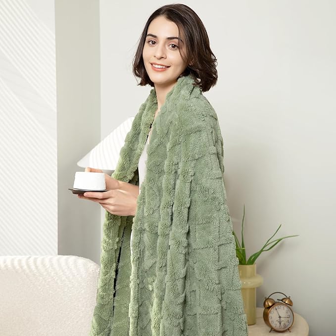 Aganear Flannel Throw Blanket - Image 8