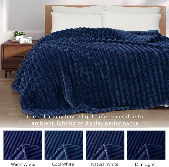 Exclusivo Mezcla King Size Flannel Fleece Blanket, Super Soft Striped Jacquard - Image 3