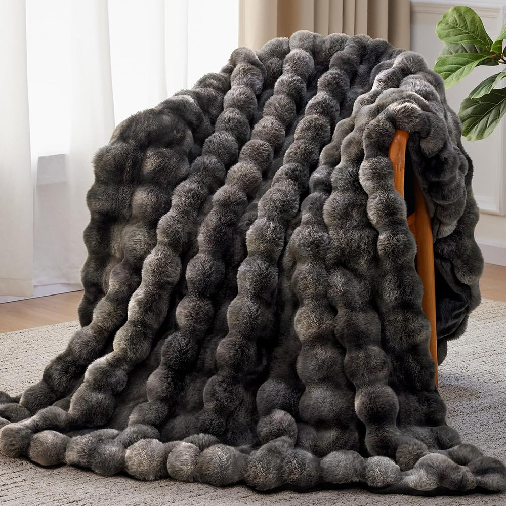 Anysay Faux Fur Throw Blanket, 1000GSM Fluffy Soft Bubble Blanket 50''...
