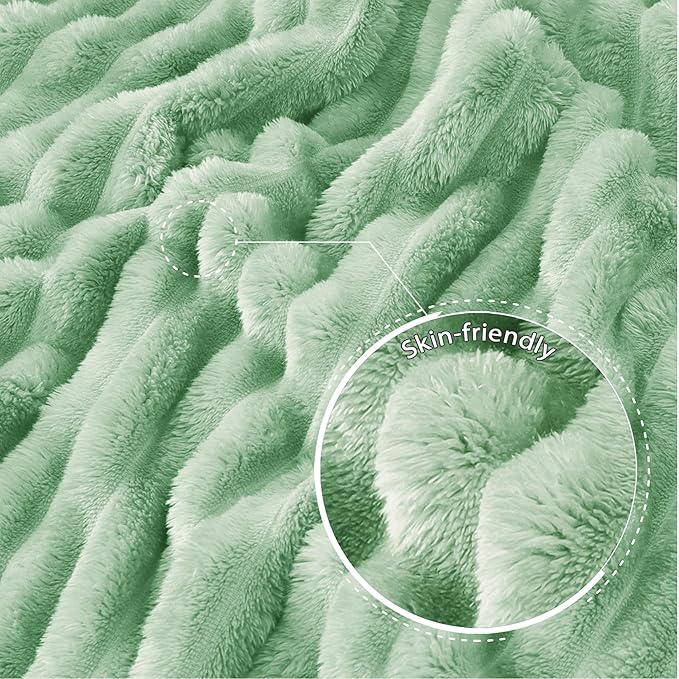 Exclusivo Mezcla Queen Size Flannel Fleece Blanket, Super Soft Striped Jacquard - Image 5